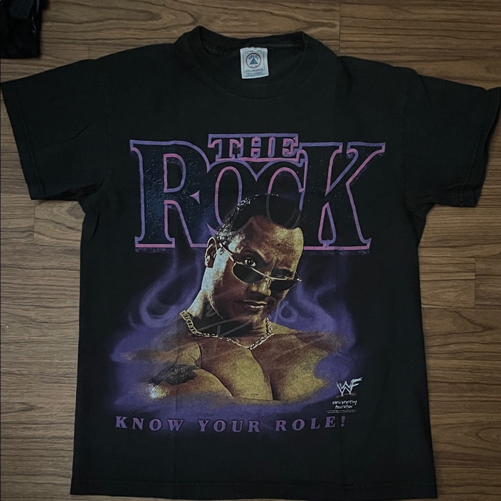 Vintage The Rock “Know you Role” Baby Tee youth size Large